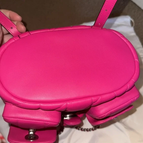 Coach dragonfruit Tabby backpack - Picture 11 of 14